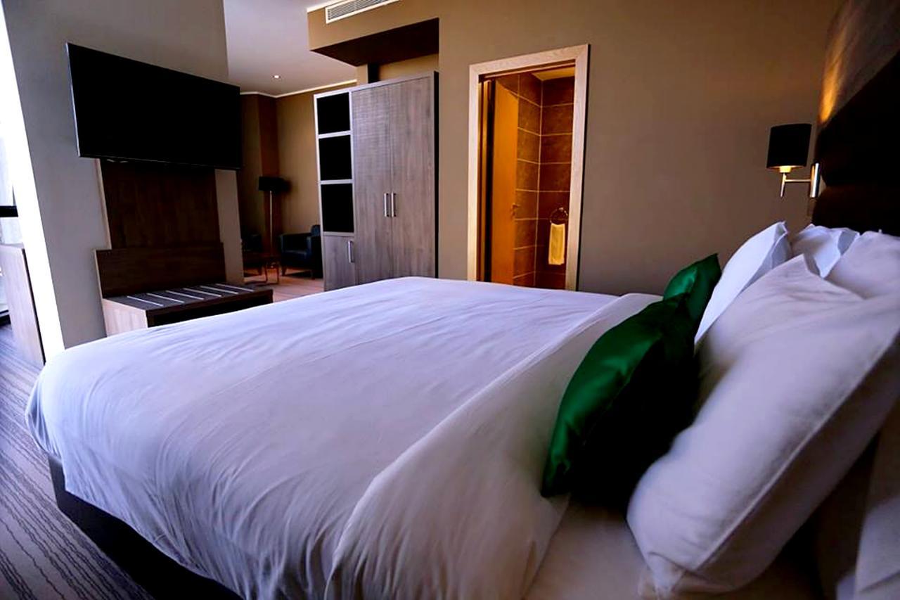 Le Zenith Hotel Оран Екстериор снимка