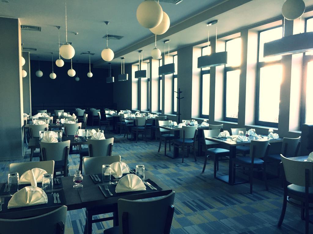 Le Zenith Hotel Оран Екстериор снимка